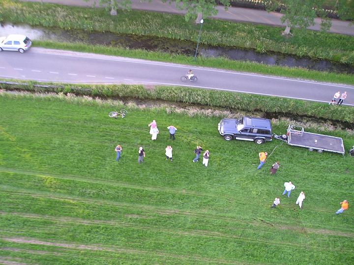 Ballonvlucht 24 mei 2007 (32).JPG